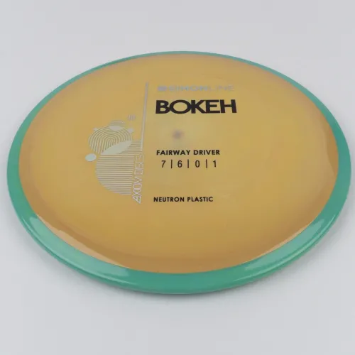 Axiom_Discs_Bokeh_Neutron_20260828_9538