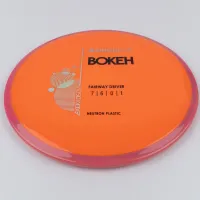 Axiom_Discs_Bokeh_Neutron_20260828_9533