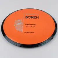 Axiom_Discs_Bokeh_Neutron_20260828_9534